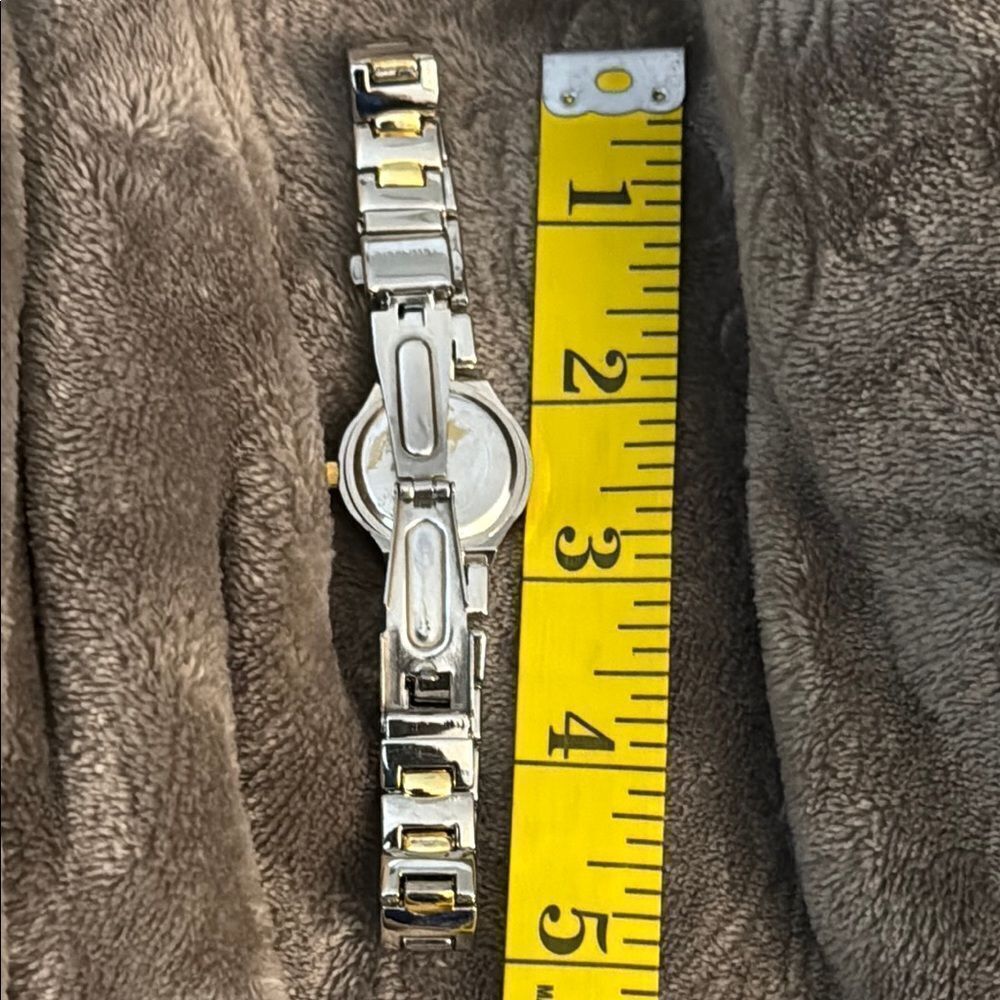 Two-Tone Silver Gold Watch - Picture 7 of 7